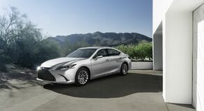 Lexus ES 2021