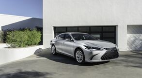 Lexus ES 2021