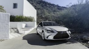 Lexus ES 2021