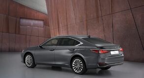 Lexus ES 2021