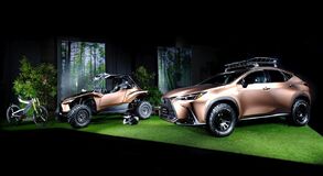  Offroad plug-in hibrid NX és hidrogénhajtású buggy a Lexus standján a Tokiói Autószalonon 