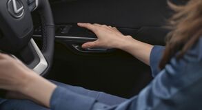 Rangos biztonsági díjat kapott a vadonatúj Lexus NX