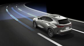 Rangos biztonsági díjat kapott a vadonatúj Lexus NX