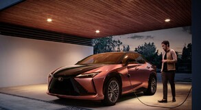 Lexus RZ 2023