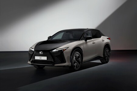 ŚWIATOWA PREMIERA NOWEGO LEXUSA RZ 