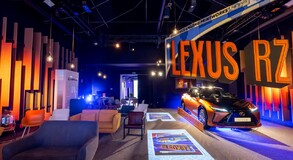 Lexus RZ comic Salva Espin