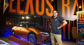 Lexus RZ comic Salva Espin