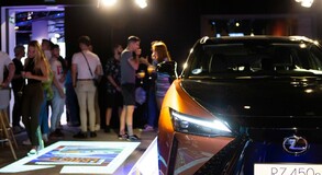 Lexus RZ comic Salva Espin