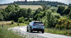 Lexus UX 2024
