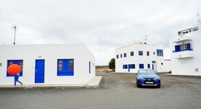 3000 KM TÁVOLSÁGBÓL RENDEZI A NEVES BLOGGER A VADONATÚJ LEXUS UX FOTÓZÁSÁT