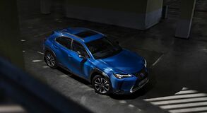 Lexus UX - local