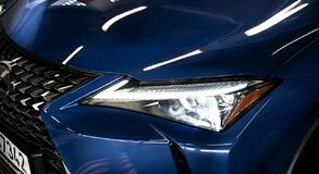 Lexus UX - local