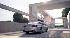 Így tökéletesítette a Lexus az LS csúcslimuzin teljesítményét 