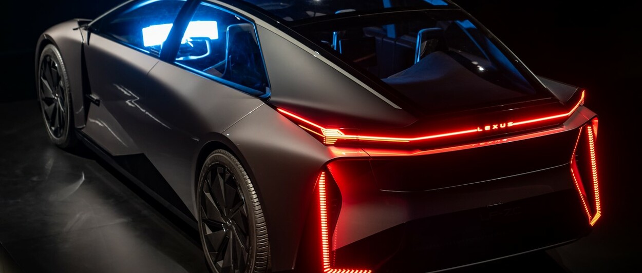 INSTALACE LEXUS NA MILÁNSKÉM TÝDNU DESIGNU PŘIBLIŽUJÍ TECHNOLOGIE PRO ČLOVĚKA