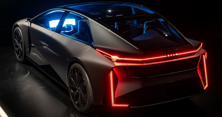 INSTALACE LEXUS NA MILÁNSKÉM TÝDNU DESIGNU PŘIBLIŽUJÍ TECHNOLOGIE PRO ČLOVĚKA