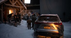  A Lexus derekasan kiveszi a részét a világ megmentéséből a Moonfall című mozifilmben 