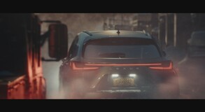  A Lexus derekasan kiveszi a részét a világ megmentéséből a Moonfall című mozifilmben 