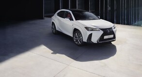 Lexus UX 2023