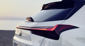 Lexus UX 2023