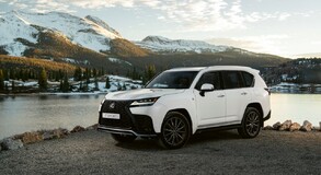 LEXUS LX Z TRZEMA RODZAJAMI KABINY I WERSJĄ F SPORT