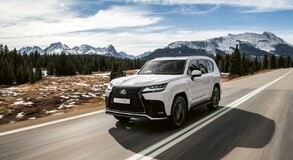 LEXUS LX Z TRZEMA RODZAJAMI KABINY I WERSJĄ F SPORT