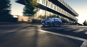 LEXUS SVOJÍM ÚPLNE NOVÝM MODELOM NX PRETVÁRA VÝVOJ VOZIDIEL