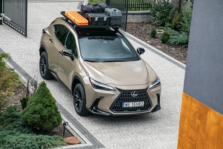NX NAJCHĘTNIEJ WYBIERANYM MODELEM W KLASIE PREMIUM. LEXUS MARKĄ NR 1 WŚRÓD OSÓB PRYWATNYCH