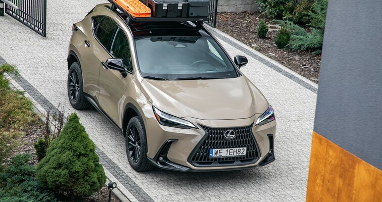NX NAJCHĘTNIEJ WYBIERANYM MODELEM W KLASIE PREMIUM. LEXUS MARKĄ NR 1 WŚRÓD OSÓB PRYWATNYCH