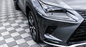 Lexus NX 300h - local