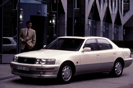 HISTORIA FIRMY LEXUS