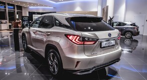 NEJMODERNĚJŠÍ DEALERSTVÍ V ČESKU I EVROPĚ MÁ NOVĚ LEXUS V PRAZE
