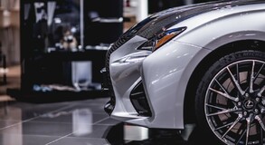NEJMODERNĚJŠÍ DEALERSTVÍ V ČESKU I EVROPĚ MÁ NOVĚ LEXUS V PRAZE