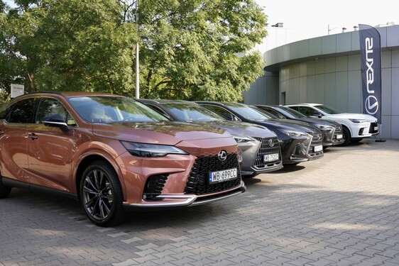 RECORDATI POLSKA STAWIA NA HYBRYDY I HYBRYDY PLUG-IN LEXUSA 