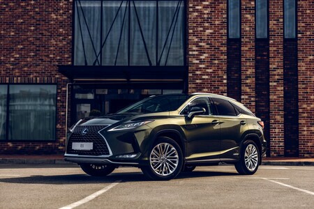 LEXUS NX NAJPOPULARNIEJSZYM MODELEM MARKI W EUROPIE W 2022 ROKU