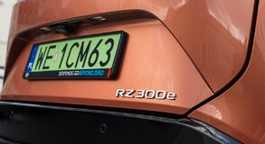 Lexus RZ 2023