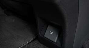 Lexus RZ 2023