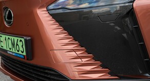 Lexus RZ 2023