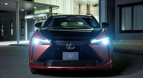 Lexus RZ 2023