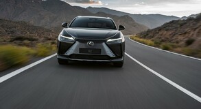 Lexus RZ 2023