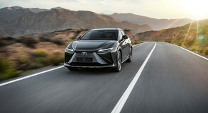 LEXUS RZ 450E