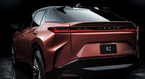 LEXUS RZ 450E