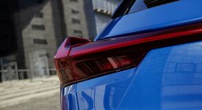  8 ÉRDEKES TÉNY AZ ELSŐ TISZTÁN ELEKTROMOS HAJTÁSÚ LEXUSRÓL