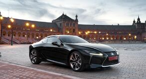 ZNAČKA LEXUS ZÍSKALA NA AUTOSALÓNE V BRATISLAVE AŽ DVE OCENENIA