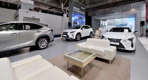 ZNAČKA LEXUS ZÍSKALA NA AUTOSALÓNE V BRATISLAVE AŽ DVE OCENENIA