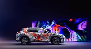 Prvé auto s tetovaním je Lexus UX