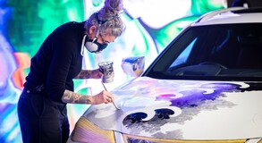 Prvé auto s tetovaním je Lexus UX