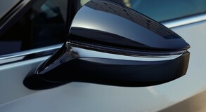 Jön  a Lexus UX Sport 