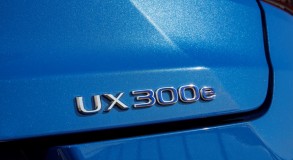 UX 300e