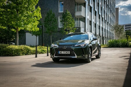 NX NAJCHĘTNIEJ WYBIERANYM MODELEM W KLASIE PREMIUM. LEXUS MARKĄ NR 1 WŚRÓD OSÓB PRYWATNYCH