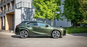 Lexus UX 2024